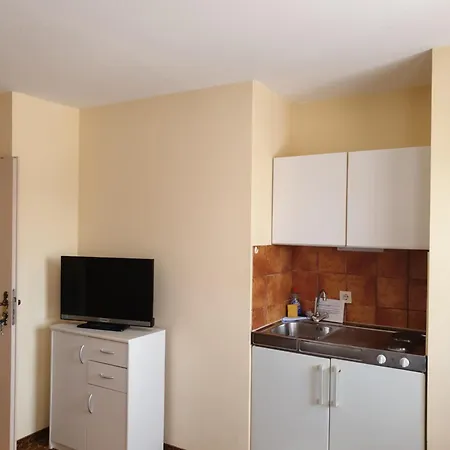 Konukevi Gaestehaus Koepf 3*